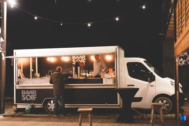 Baar Soif, mobiele bar, te huur via Feestkarhuren.nl