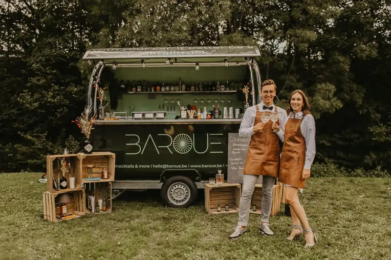 Baroue, mobiele bar, te huur via Feestkarhuren.nl