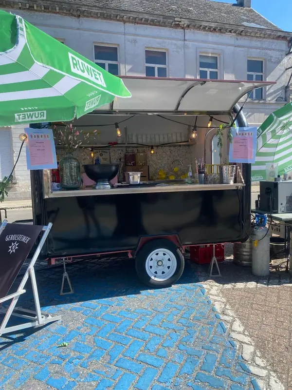 Barrie, mobiele cocktailbar uit Limburg (NL), te huur via Feestkarhuren.nl