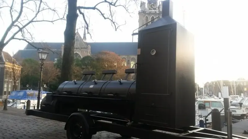 BBQexperience.nl, BBQ-foodtruck uit Zuid-Holland, te huur via Feestkarhuren.nl