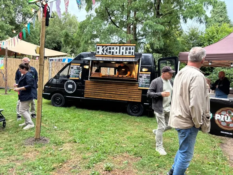 BikkerBurger, burgertruck uit Gelderland, te huur via Feestkarhuren.nl