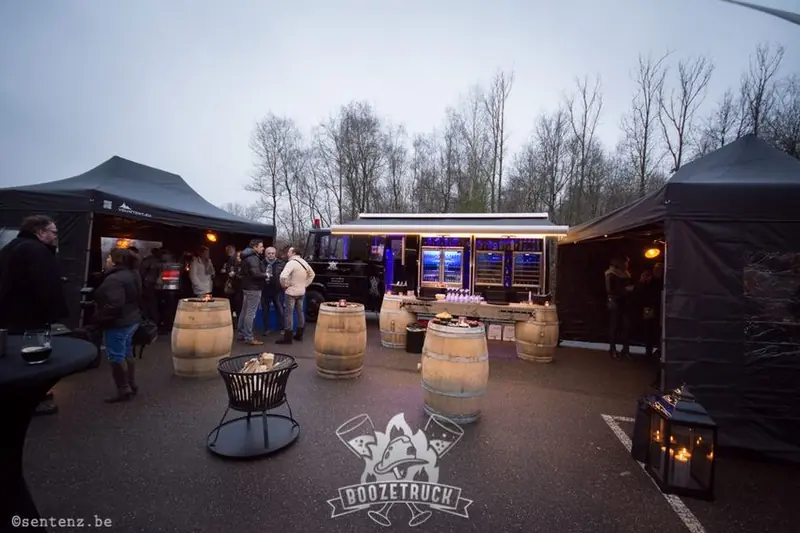 Boozetruck, koffiebar op wielen uit Antwerpen, te huur via Feestkarhuren.nl