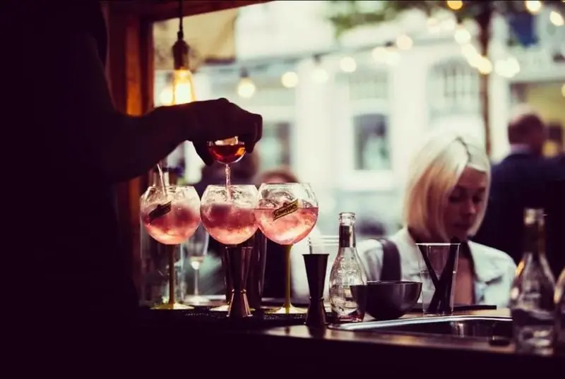 Cocktail Crush, mobiele cocktailbar, te huur via Feestkarhuren.nl