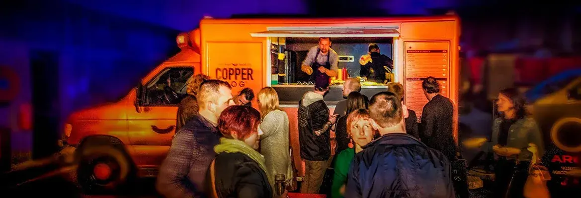 COPPERDOG op een avondfeest