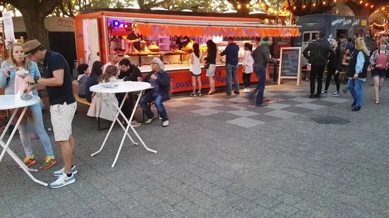 Couscous Mobile, halal foodtruck, te huur via Feestkarhuren.nl