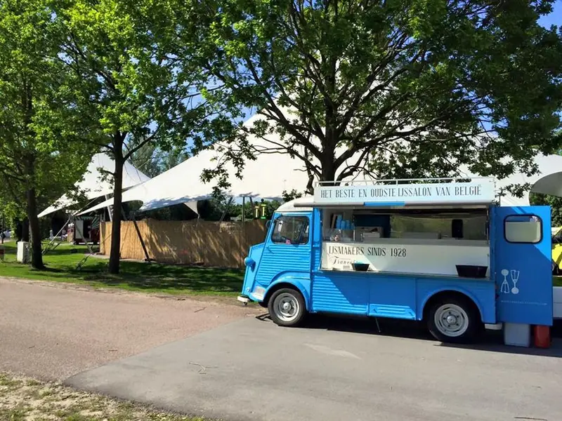 Cremerie Francois, soulfoodtruck uit Flevoland, te huur via Feestkarhuren.nl