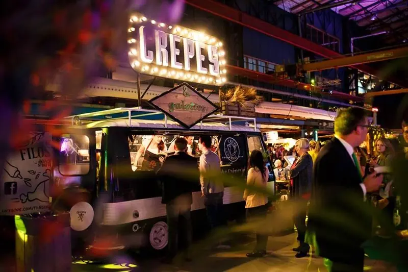 Crêpe Centraal, foodtruck voor zoete lekkernijen uit Antwerpen, te huur via Feestkarhuren.nl
