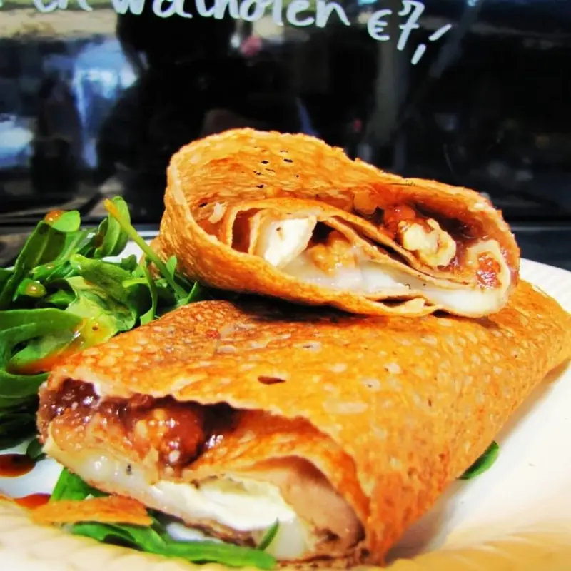 Crepes-mobiel, foodtruck voor zoete lekkernijen uit Noord-Holland, te huur via Feestkarhuren.nl
