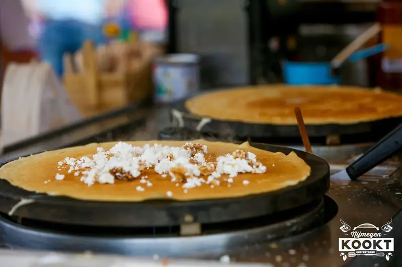 Crepes Nomades, foodtruck voor zoete lekkernijen uit Gelderland, te huur via Feestkarhuren.nl