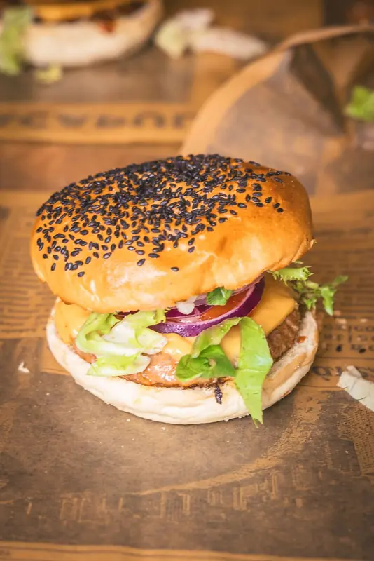 Cuisino Royale Catering, pastafoodtruck uit Antwerpen, te huur via Feestkarhuren.nl
