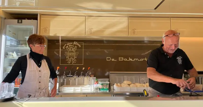 De Bakmobiel, ijsfoodtruck uit Noord-Holland, te huur via Feestkarhuren.nl