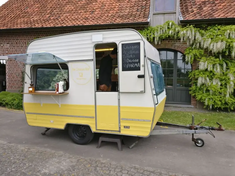 De Croque Bar, fastfoodtruck uit Oost-Vlaanderen, te huur via Feestkarhuren.nl
