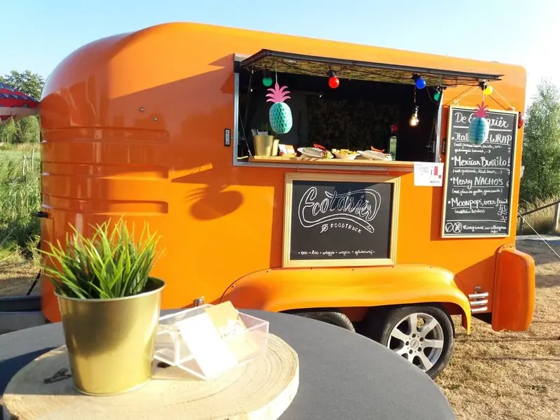 De Ecotariër Foodtruck en catering, vegan foodtruck uit Antwerpen, te huur via Feestkarhuren.nl