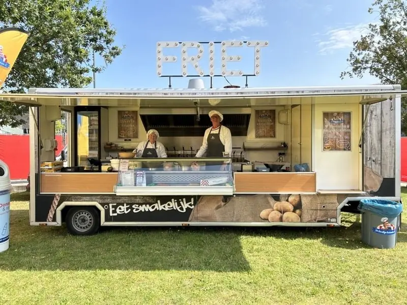 De Gezellige Brabander, frietfoodtruck uit Noord-Brabant, te huur via Feestkarhuren.nl