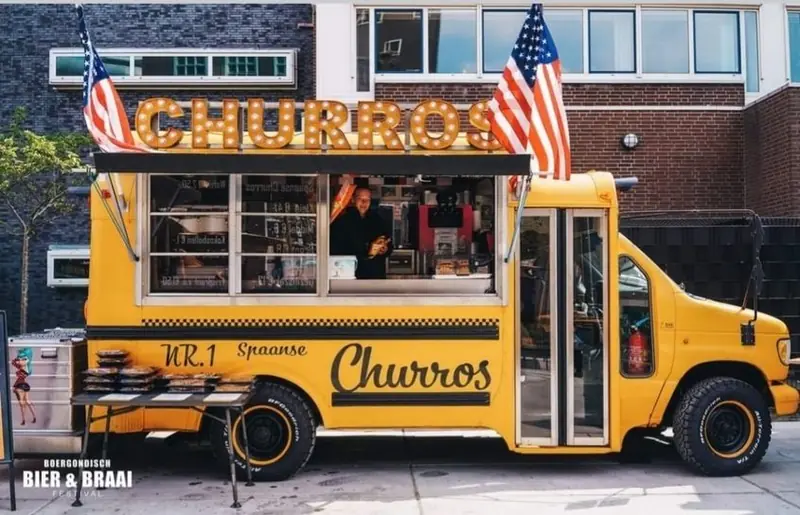 De IJswafel, foodtruck voor zoete lekkernijen uit Zuid-Holland, te huur via Feestkarhuren.nl