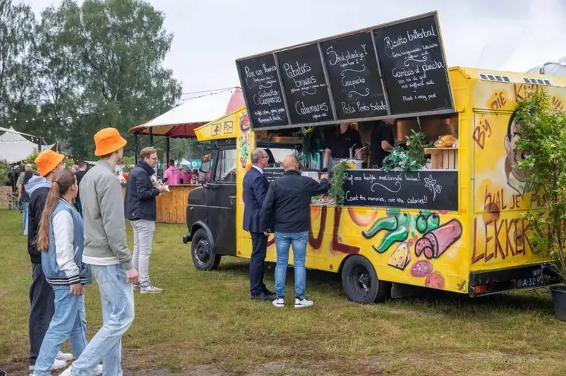 De knul van smul, streetfoodtruck uit Gelderland, te huur via Feestkarhuren.nl