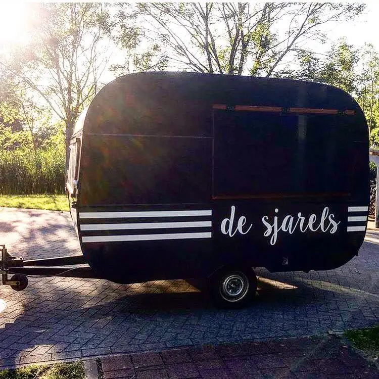 De sjarels, ijsfoodtruck, te huur via Feestkarhuren.nl