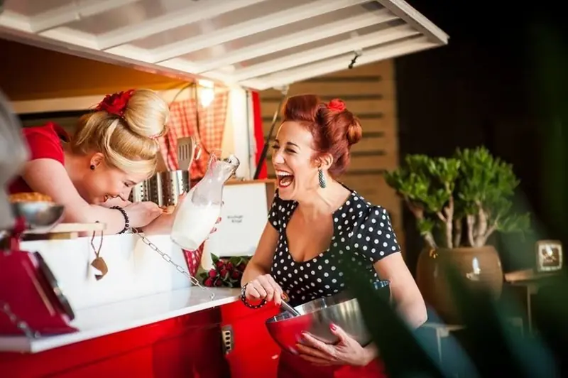 De Wentelteefjes, foodtruck voor zoete lekkernijen uit Noord-Holland, te huur via Feestkarhuren.nl