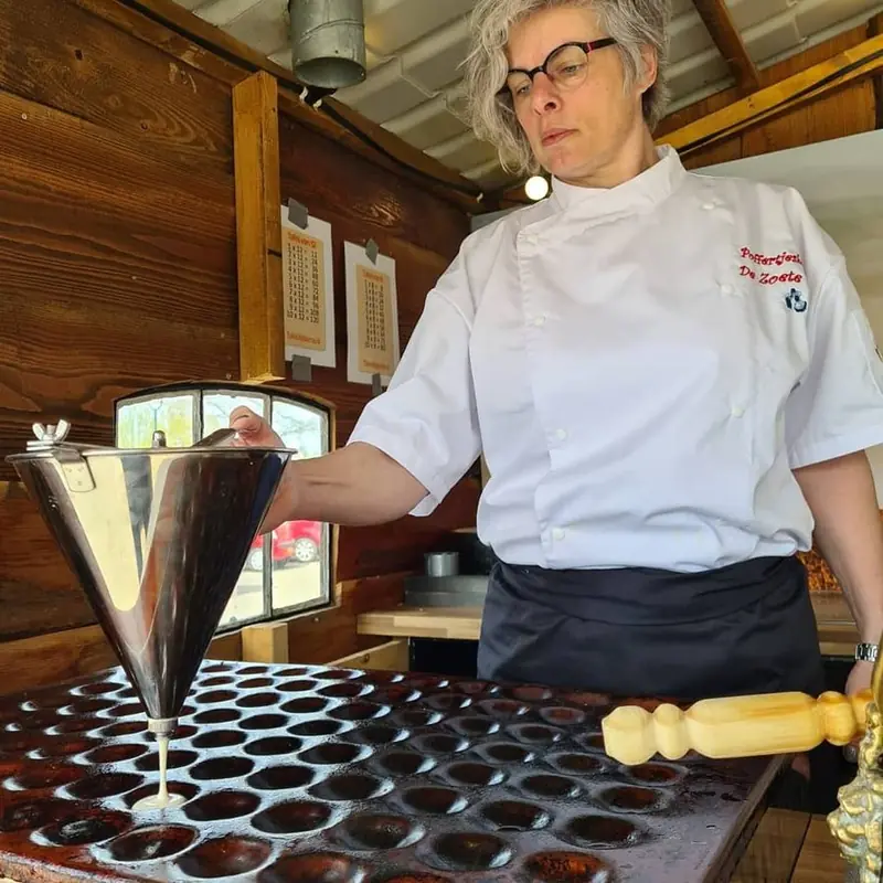 De zoete inval, ijsfoodtruck uit Gelderland, te huur via Feestkarhuren.nl