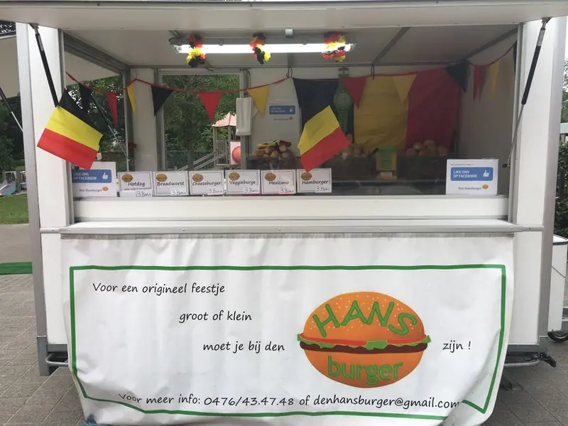 Den hansburger, burgertruck uit Antwerpen, te huur via Feestkarhuren.nl