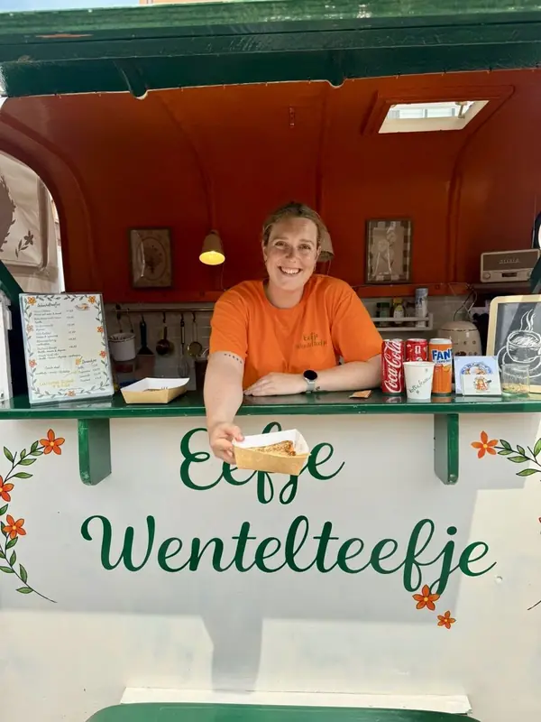 Eefje Wentelteefje, foodtruck voor desserten uit Utrecht, te huur via Feestkarhuren.nl
