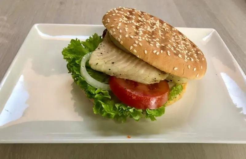 Farpants on wheels, visfoodtruck uit Zeeland, te huur via Feestkarhuren.nl
