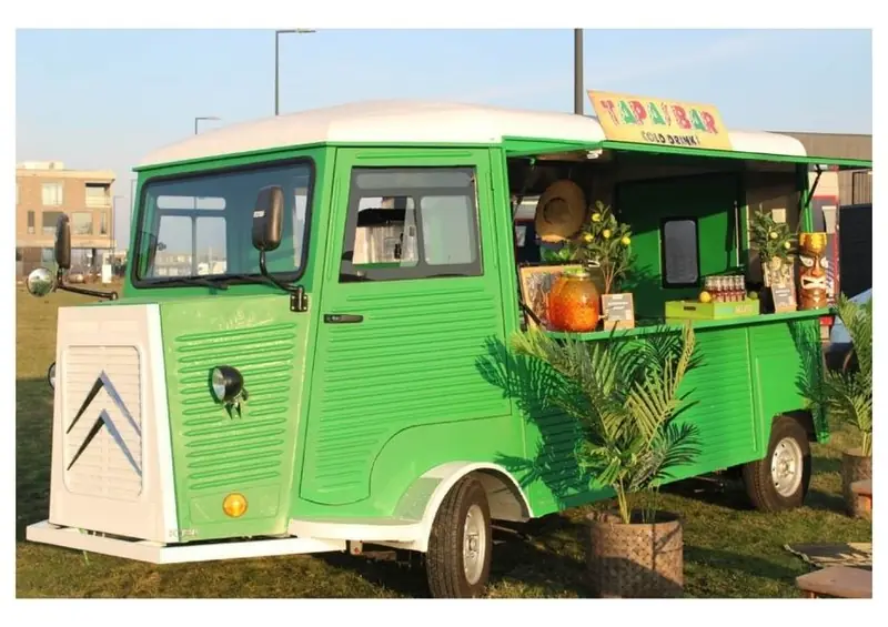 Fiducia Catering & Events, streetfoodtruck uit Zuid-Holland, te huur via Feestkarhuren.nl