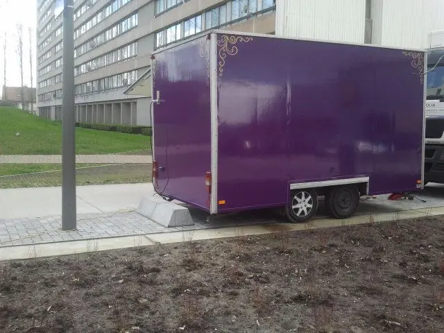 Foodfoodtruck, tapasfoodtruck uit Antwerpen, te huur via Feestkarhuren.nl