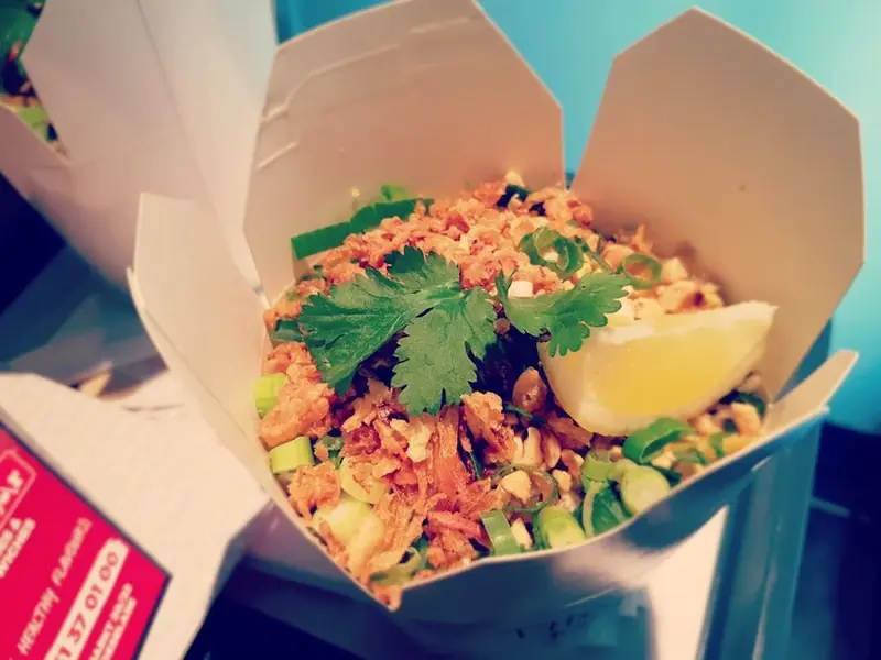 Foodtruck by Noodlebar, vegetarische foodtruck uit Oost-Vlaanderen, te huur via Feestkarhuren.nl