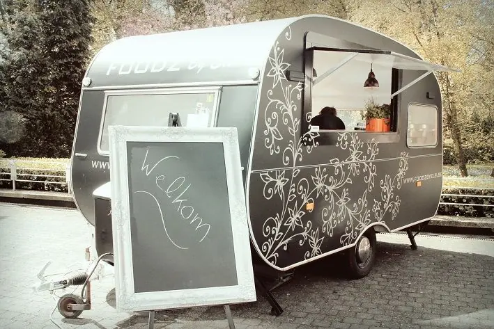 Foodz by Els, tapasfoodtruck uit Limburg (NL), te huur via Feestkarhuren.nl