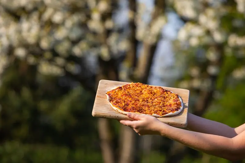 Forno 600, pizzatruck uit Noord-Brabant, te huur via Feestkarhuren.nl