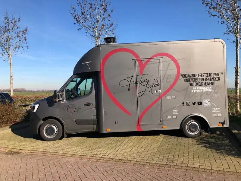 Frietenliefde, frietfoodtruck uit Utrecht, te huur via Feestkarhuren.nl