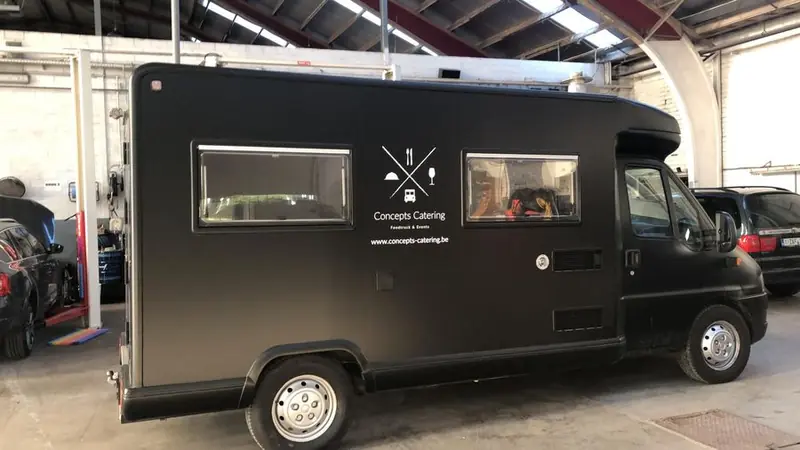 Frietmobiel, frietfoodtruck uit Antwerpen, te huur via Feestkarhuren.nl