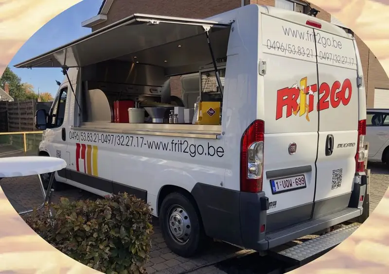 Frit2go, all-in foodtruck uit Antwerpen, te huur via Feestkarhuren.nl