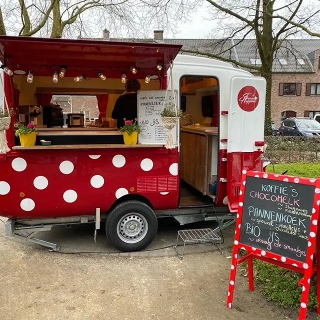 Frozen Happiness, ijsfoodtruck uit Zeeland, te huur via Feestkarhuren.nl