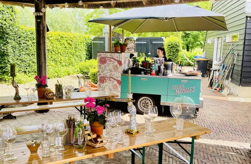 Italian Maniacs, streetfoodtruck uit Utrecht, te huur via Feestkarhuren.nl