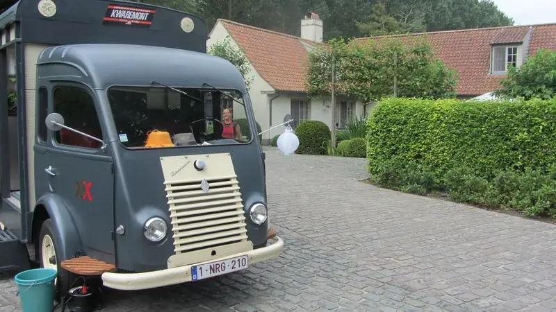 Katie's Rolling Kitchen, tapasfoodtruck uit Oost-Vlaanderen, te huur via Feestkarhuren.nl