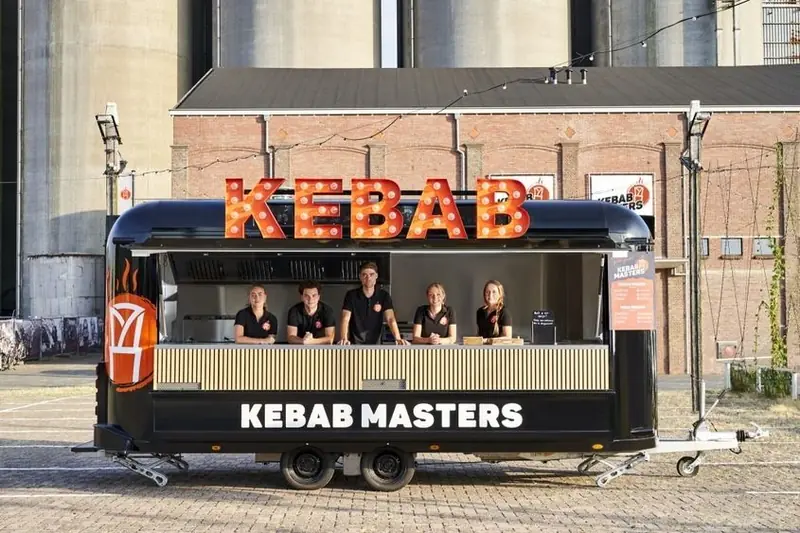 Kebabmasters, halal foodtruck uit Noord-Brabant, te huur via Feestkarhuren.nl