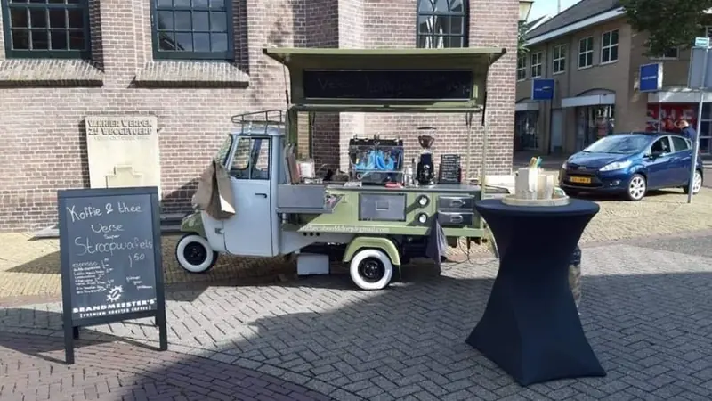 Koffie&Co, koffiebar op wielen uit Noord-Holland, te huur via Feestkarhuren.nl