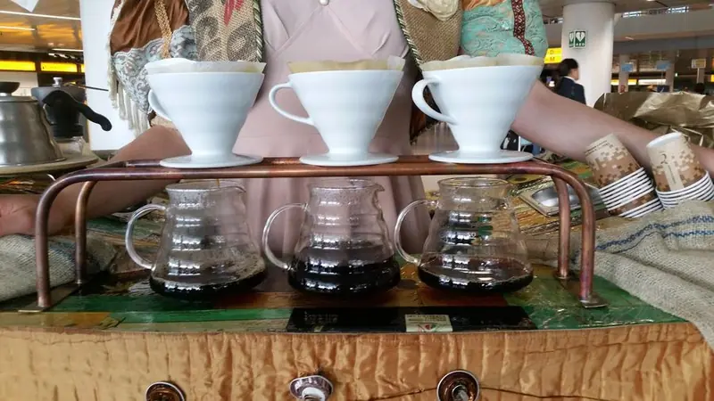 Koffiedames, koffiebar op wielen, te huur via Feestkarhuren.nl
