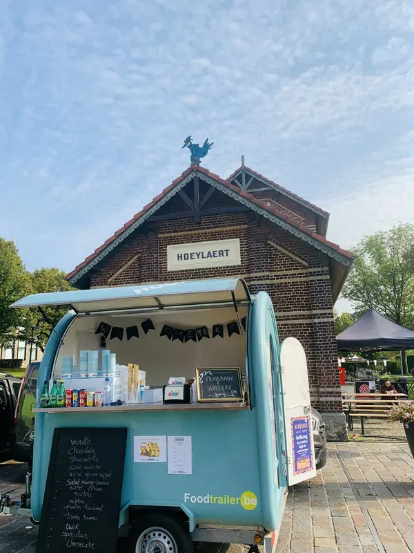 Kreim - powered by nICE, ijsfoodtruck uit Antwerpen, te huur via Feestkarhuren.nl