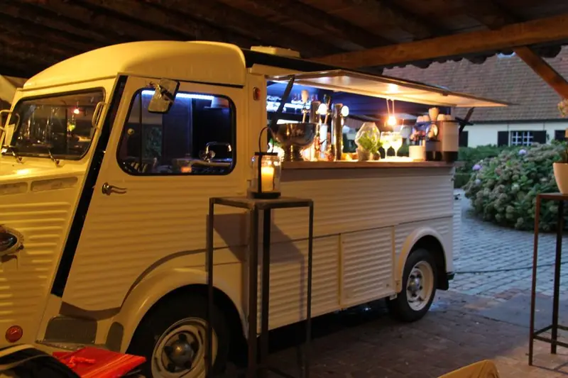L'apéro en route, mobiele cocktailbar uit Zeeland, te huur via Feestkarhuren.nl
