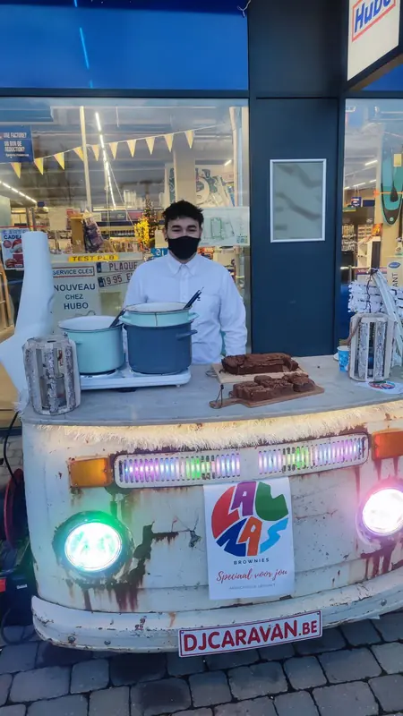 Lauza's, foodtruck voor desserten, te huur via Feestkarhuren.nl