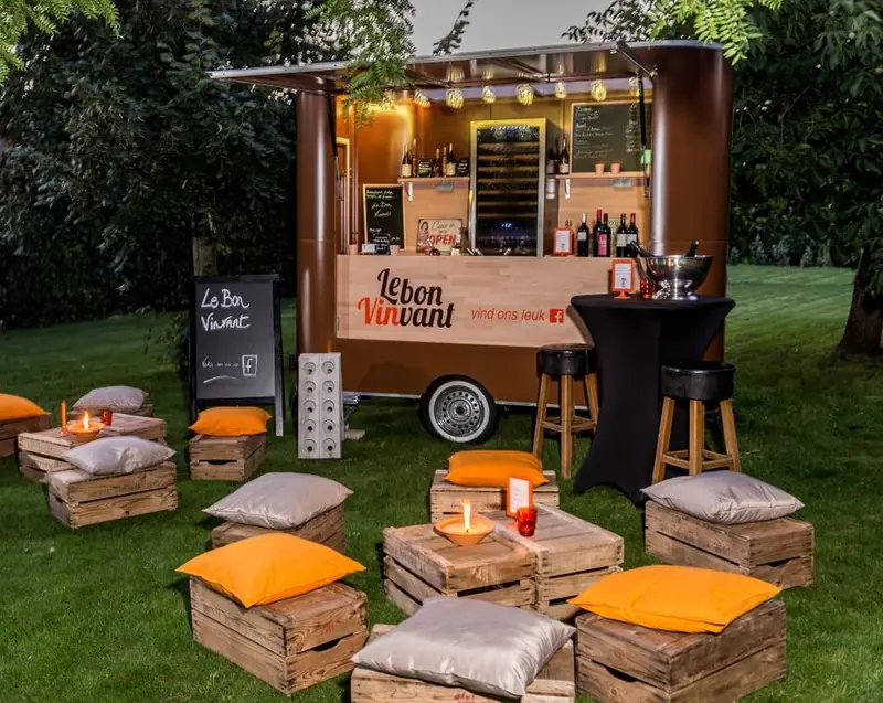 Le Bon Vinvant, mobiele cocktailbar uit Limburg (NL), te huur via Feestkarhuren.nl