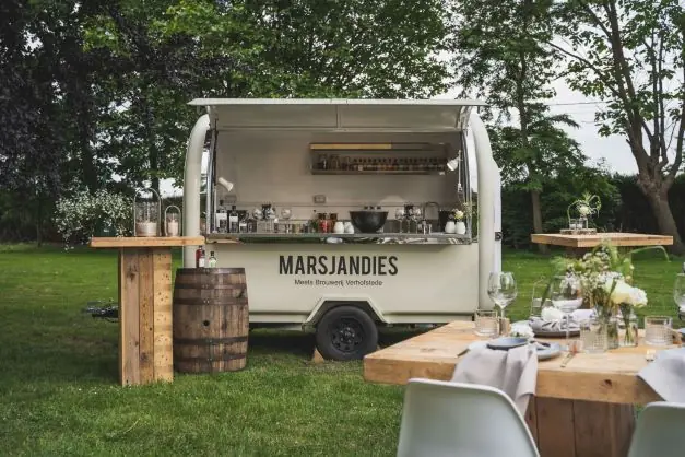 Marsjandies, mobiele cocktailbar uit Flevoland, te huur via Feestkarhuren.nl
