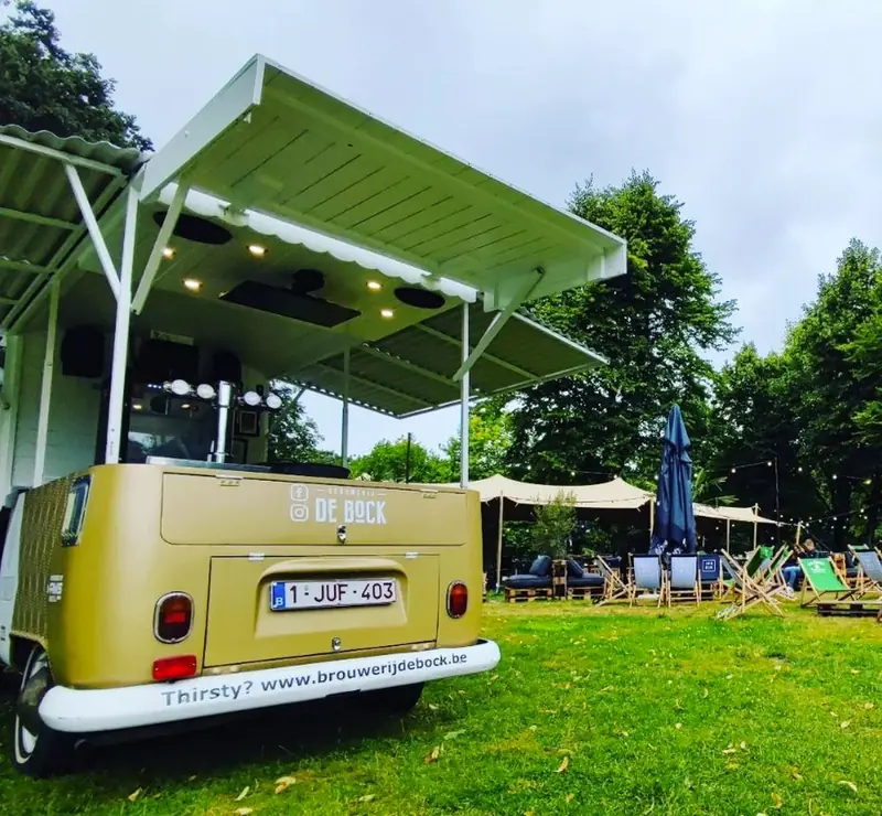 Mobiele Biertruck, tapwagen uit Zeeland, te huur via Feestkarhuren.nl