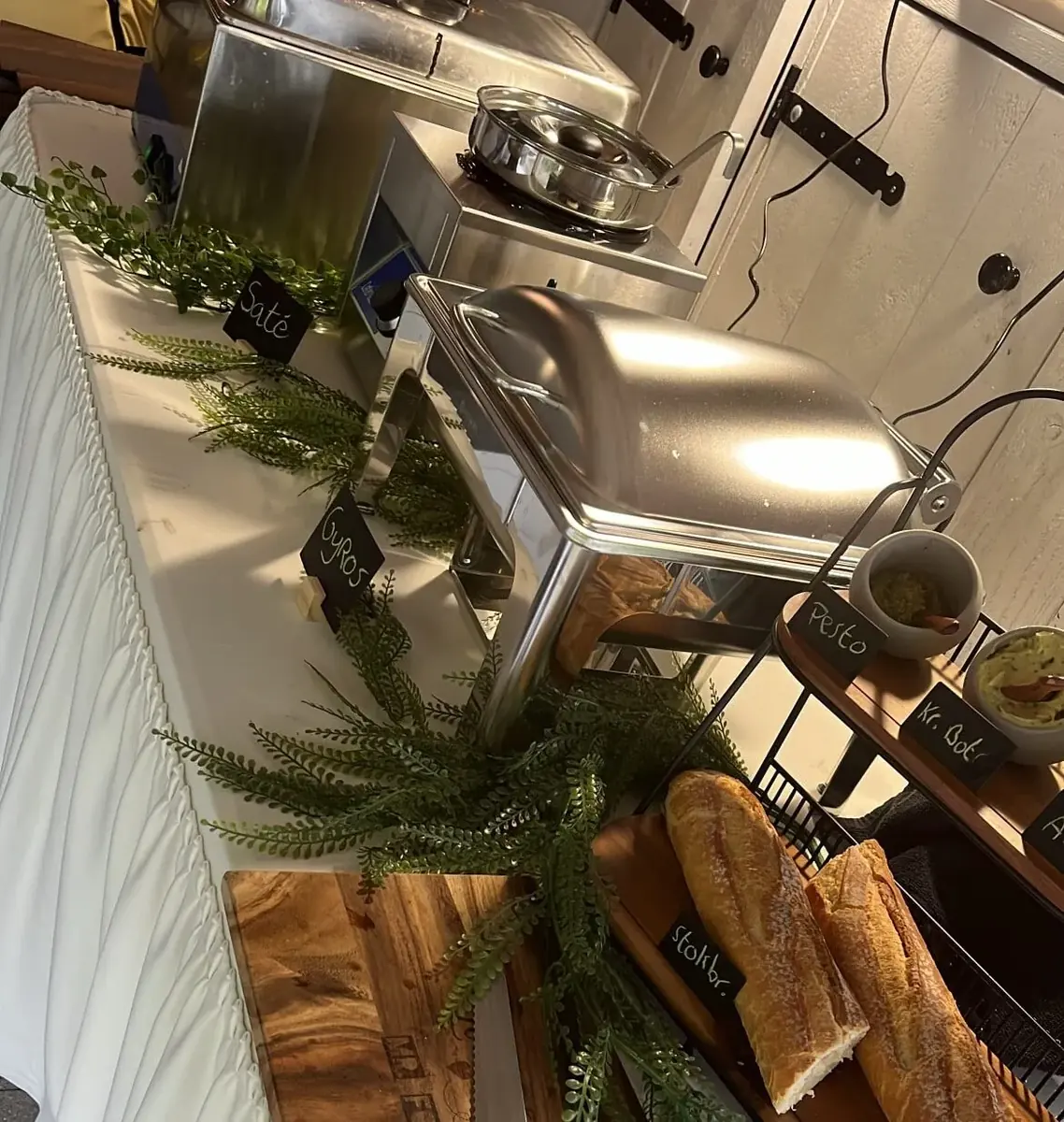 Een buffet van Mr. Foodtruck