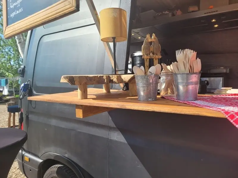 MSV Catering, frietfoodtruck uit Zuid-Holland, te huur via Feestkarhuren.nl