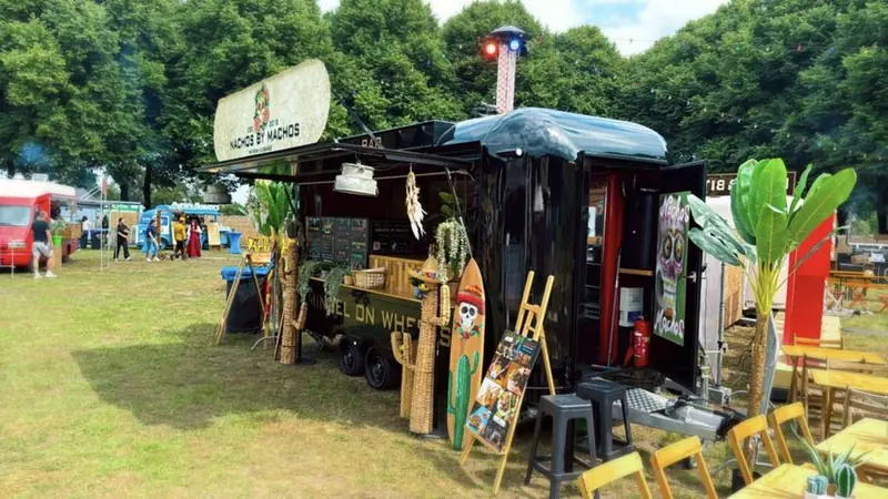 Nachos by Machos, mobiele cocktailbar uit Drenthe, te huur via Feestkarhuren.nl