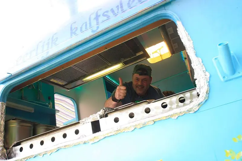 Natuurlijk Sinderens Weide Kalf, foodtruck met gezonde gerechten, te huur via Feestkarhuren.nl
